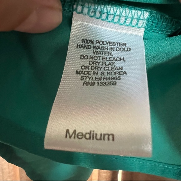 Teal Adora Short Sleeve Peter Pan Collar Blouse Size Medium - Picture 7 of 13